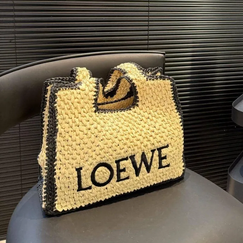 Cartera Loewe