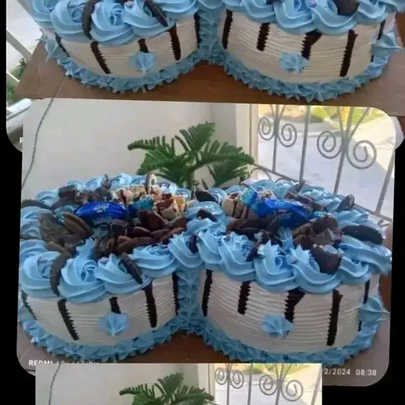 Cake doble de chocolate y confituras