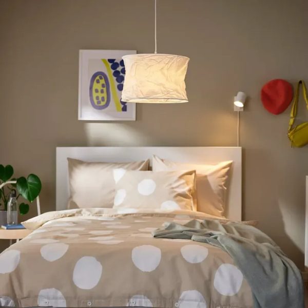 Lámpara de techo con pantalla de papel
