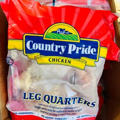 Paquetes de pollo de 11 lb , muslo con contra muslo