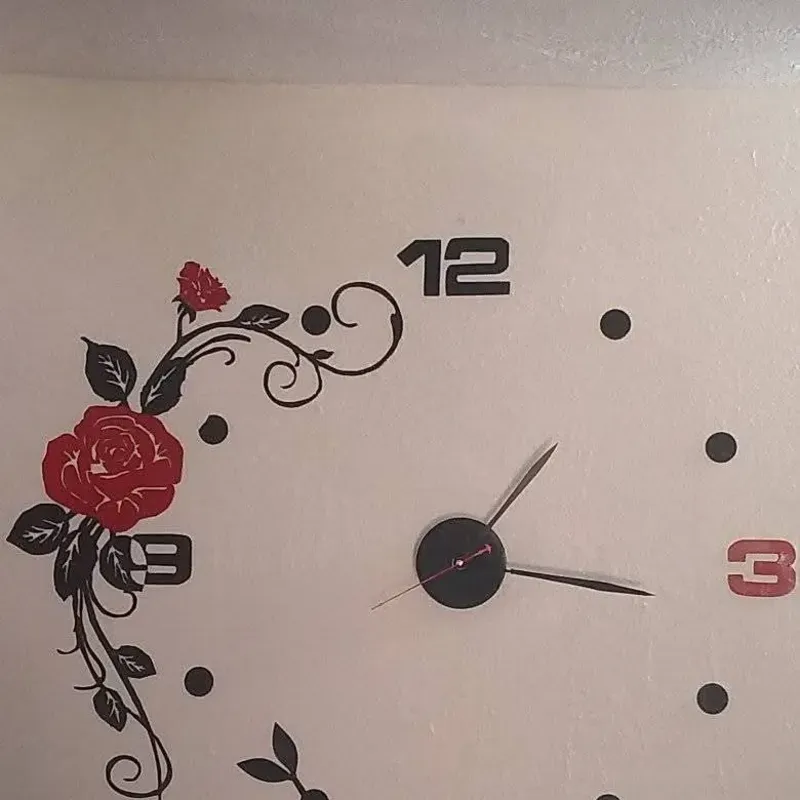 Reloj de pared 3D. Rosa Roja