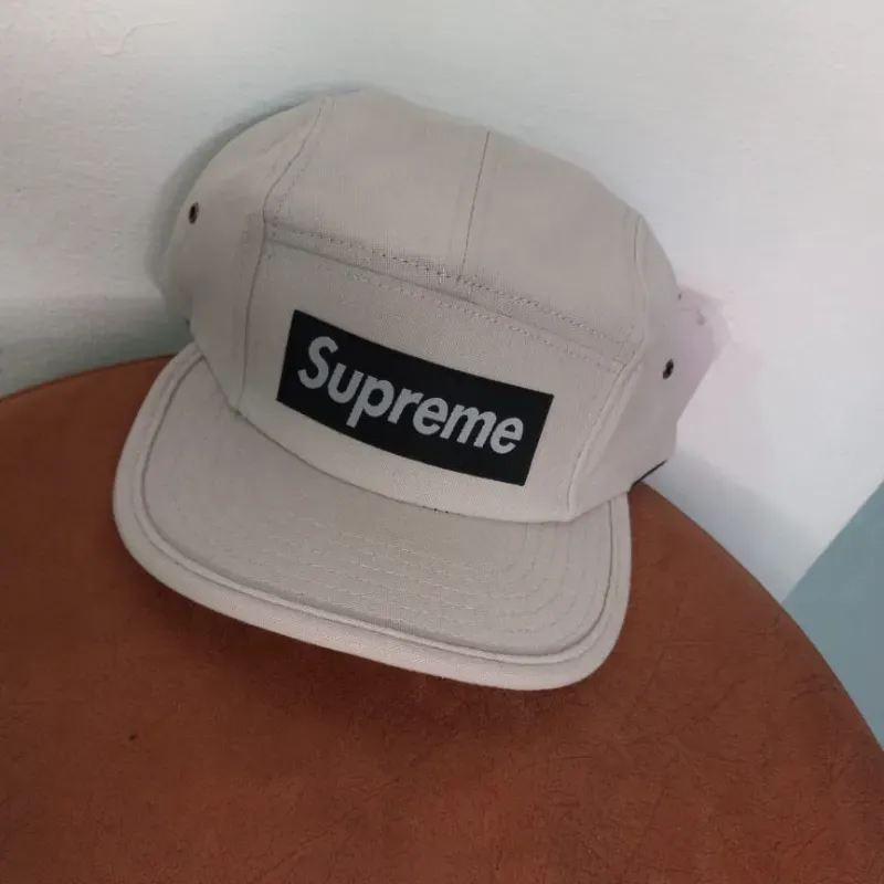 Gorra Supreme Color Piel