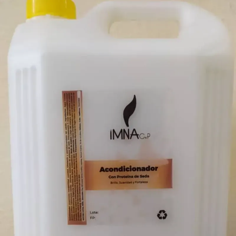 Acondicionador con proteína de seda ideal para salones de belleza 5L