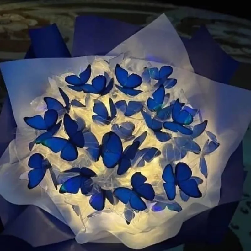 RAMO DE MARIPOSAS CON LUCES