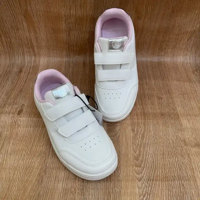 Zapatos color blanco