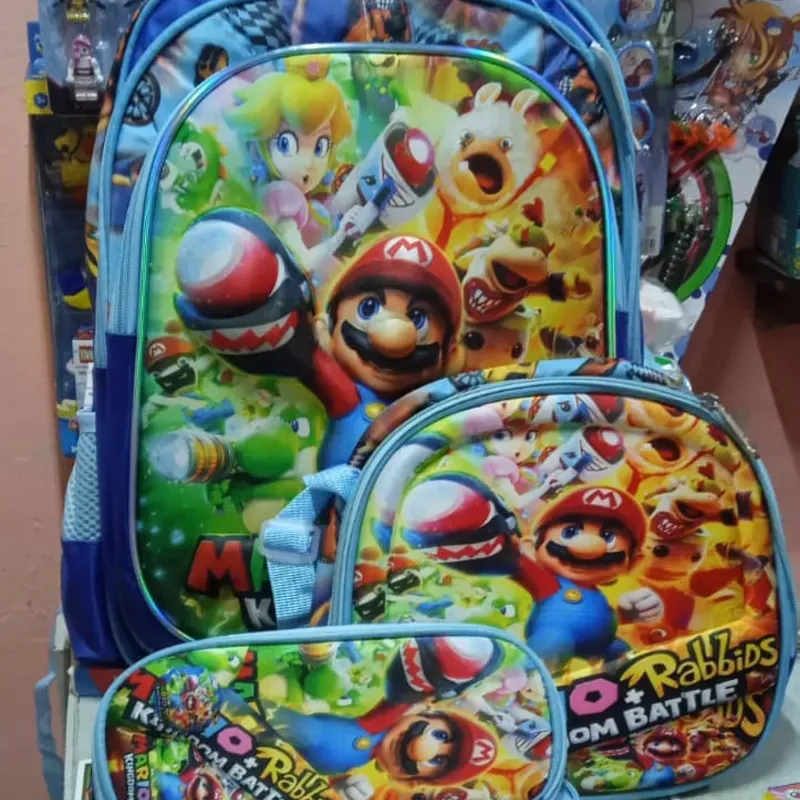 Combos de 3 piezas, mochila con luces, merendero térmico y caruchera.