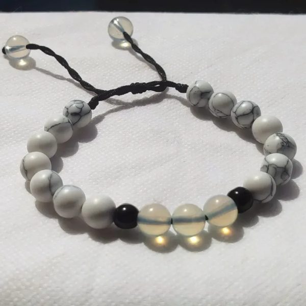 Pulsera Howlita y Piedra lunar