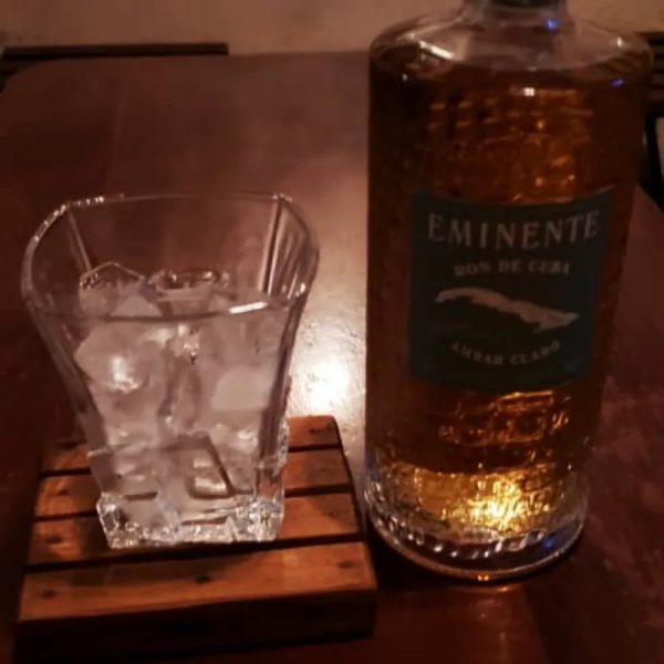 Ron Eminente Ámbar Blanco