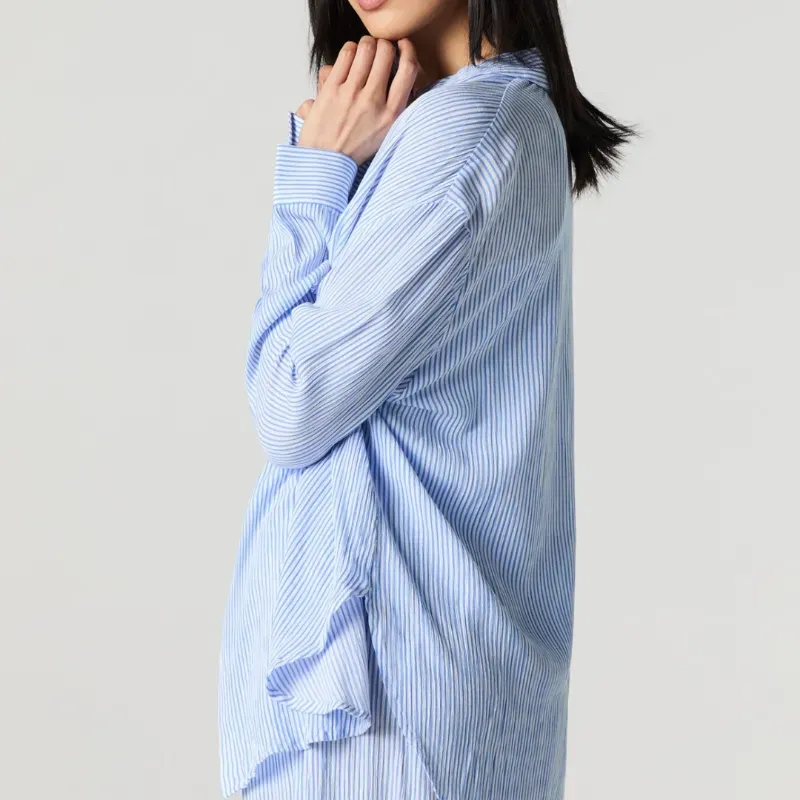 Camisa azul de rayas