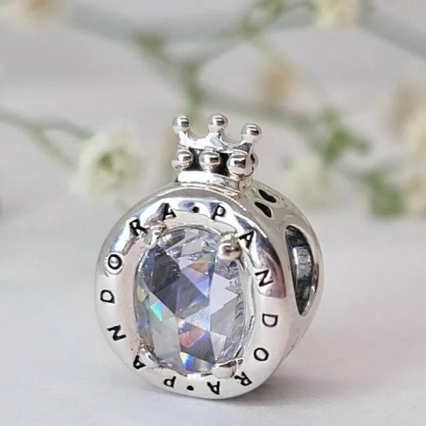 Charm corona clásica Pandora