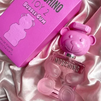 Moschino Rosa