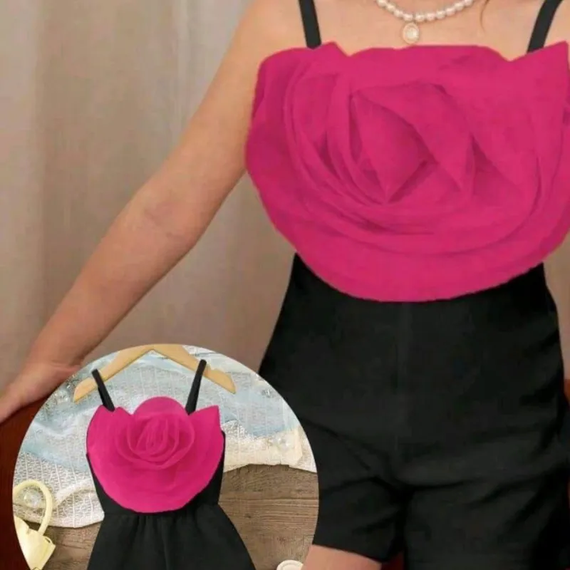 Romper con flor en el pecho
