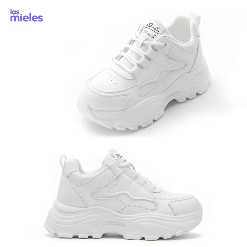 Tenis altos con suela gruesa