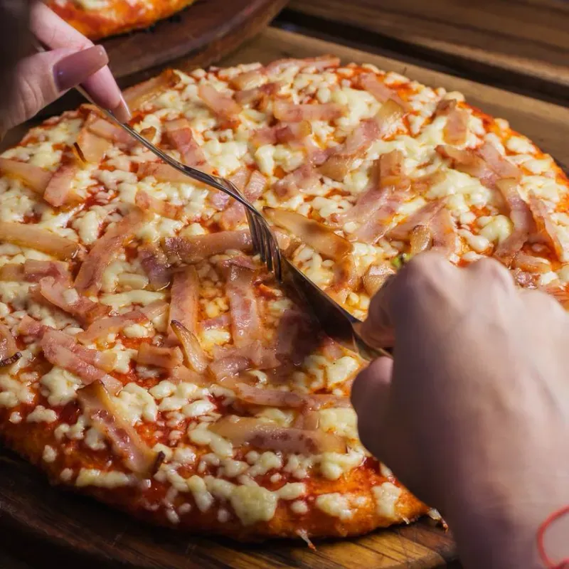 Pizza de Bacon Queso Gouda