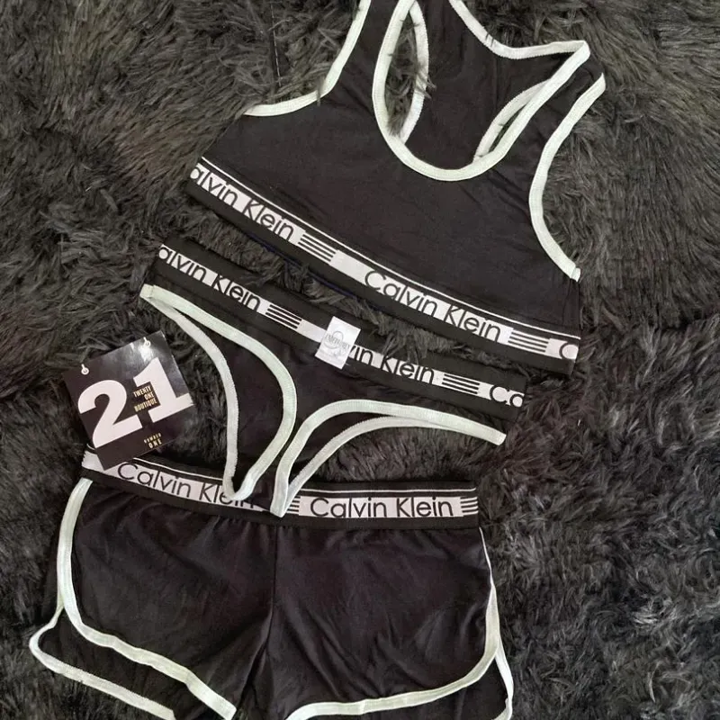 Set de tres piezas Calvin Klein