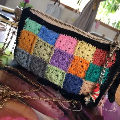 Bolsos para maquillaje y otros..