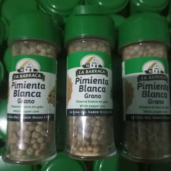 Pimienta blanca en granos