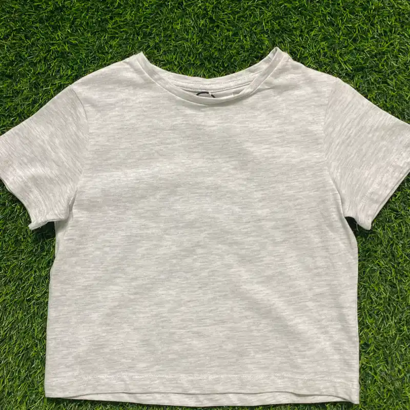 Pulover básico gris