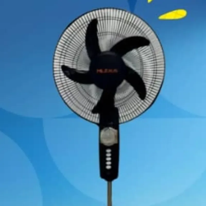 Ventilador recargable de pedestal