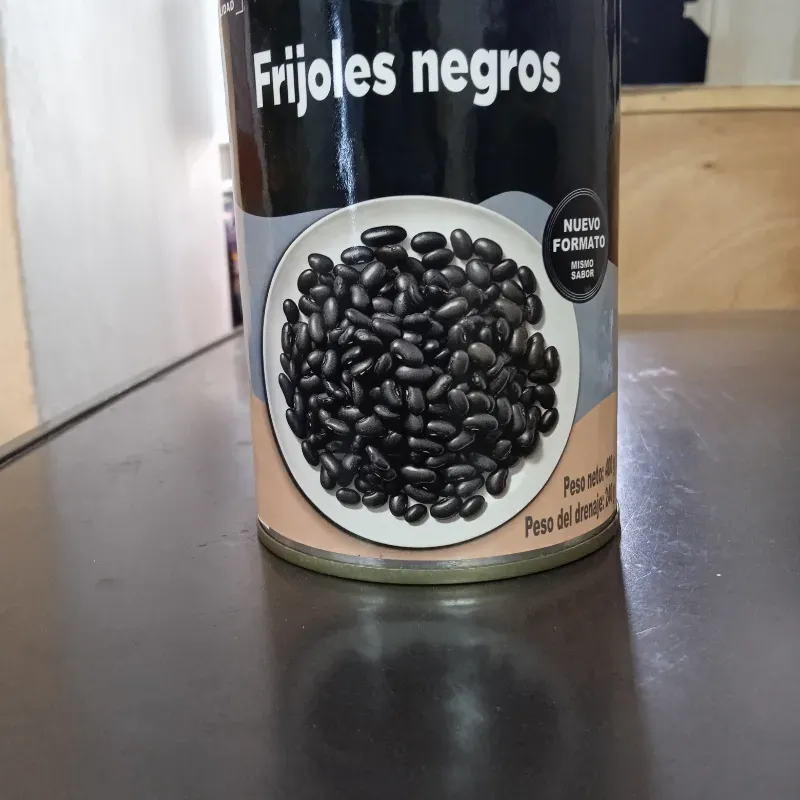 Frijoles negro enlatados