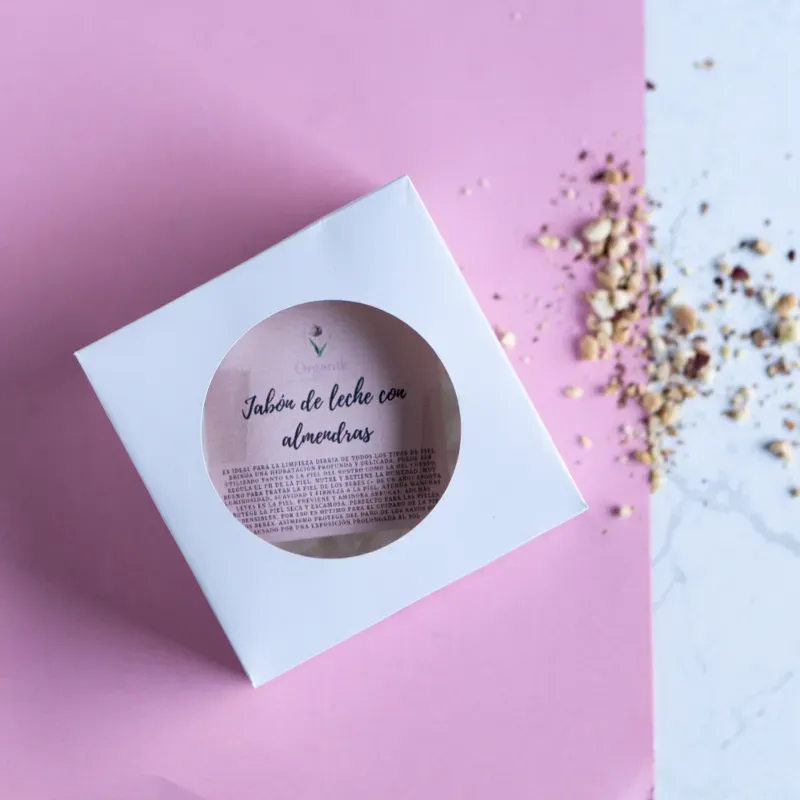 Jabón de leche con almendras