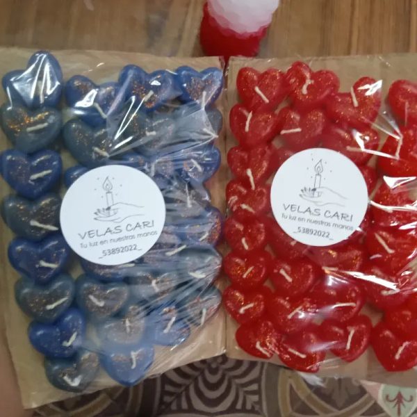 Paquete de 30 velitas pequeñas de corazones