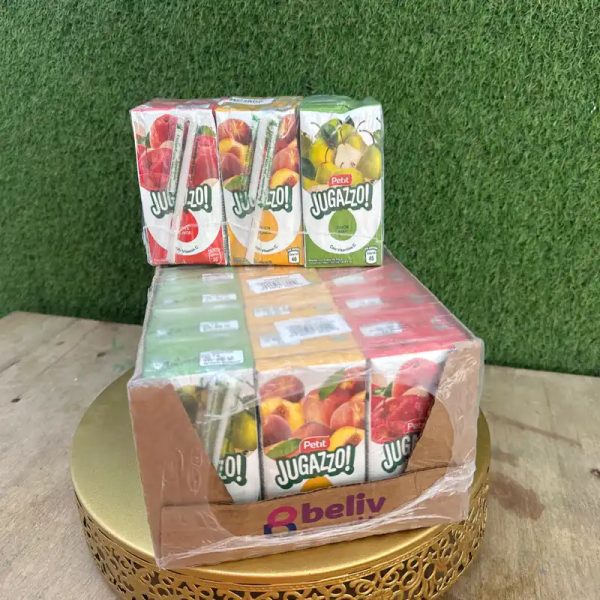 Caja de jugos variados