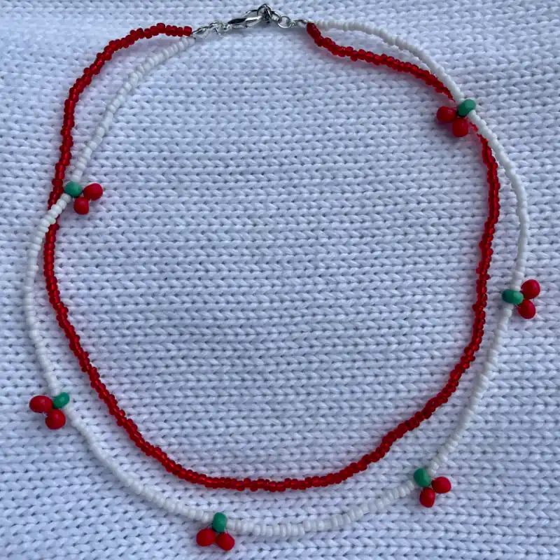 Collar doble de cerezas 