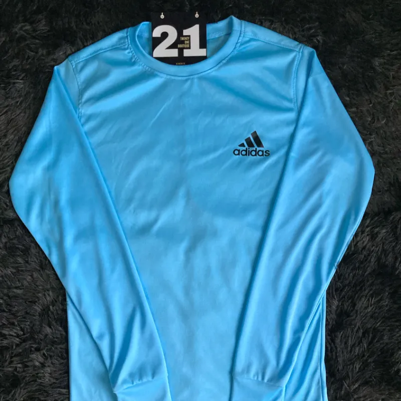 Enguatada Adidas