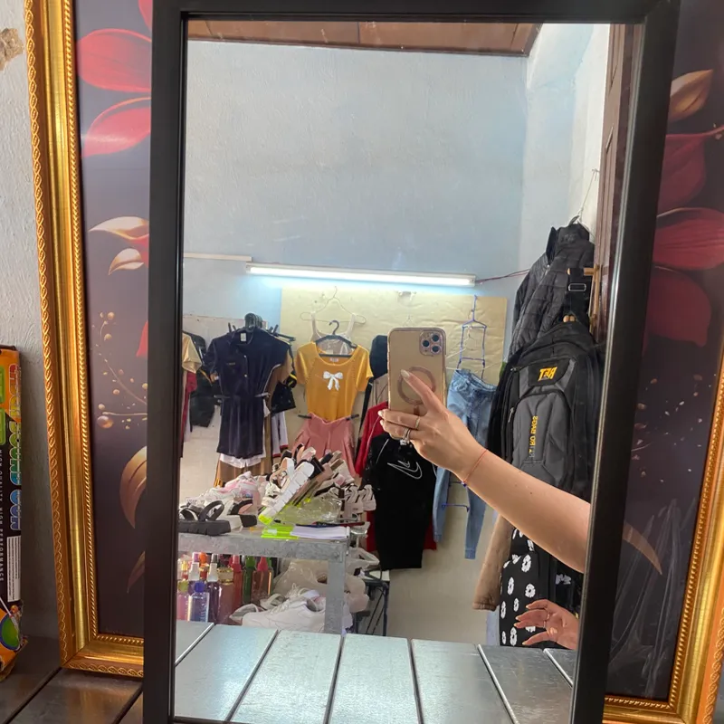 Espejo de Marco Negro