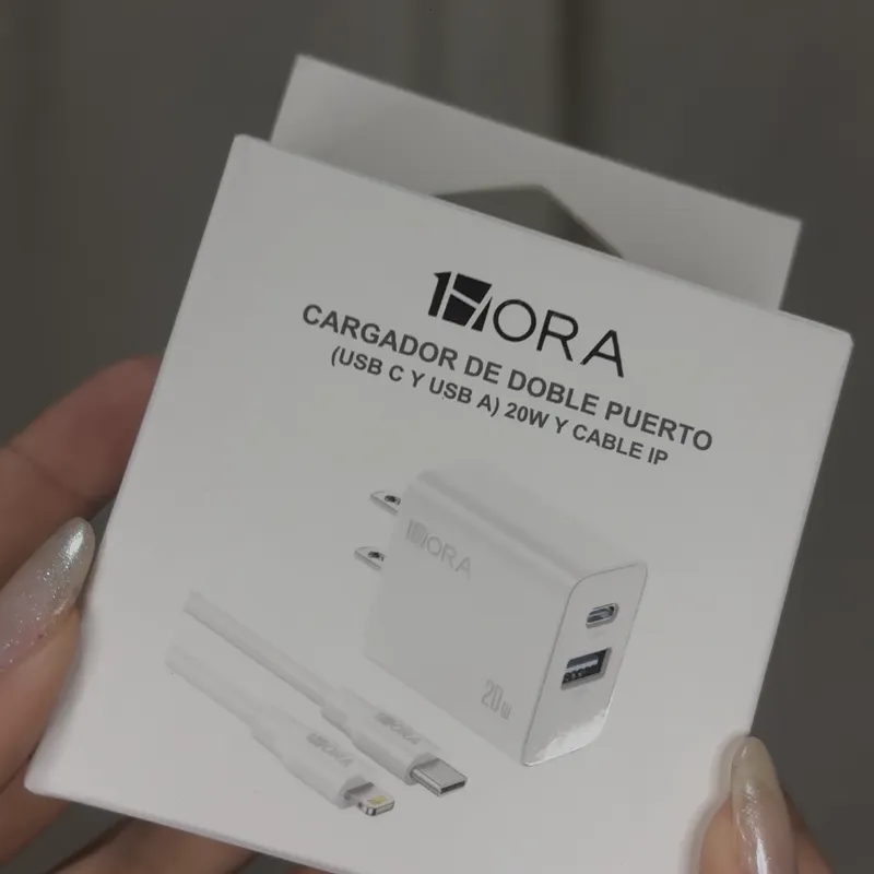 Cargador de doble puerto (USB C y USB A) 20W