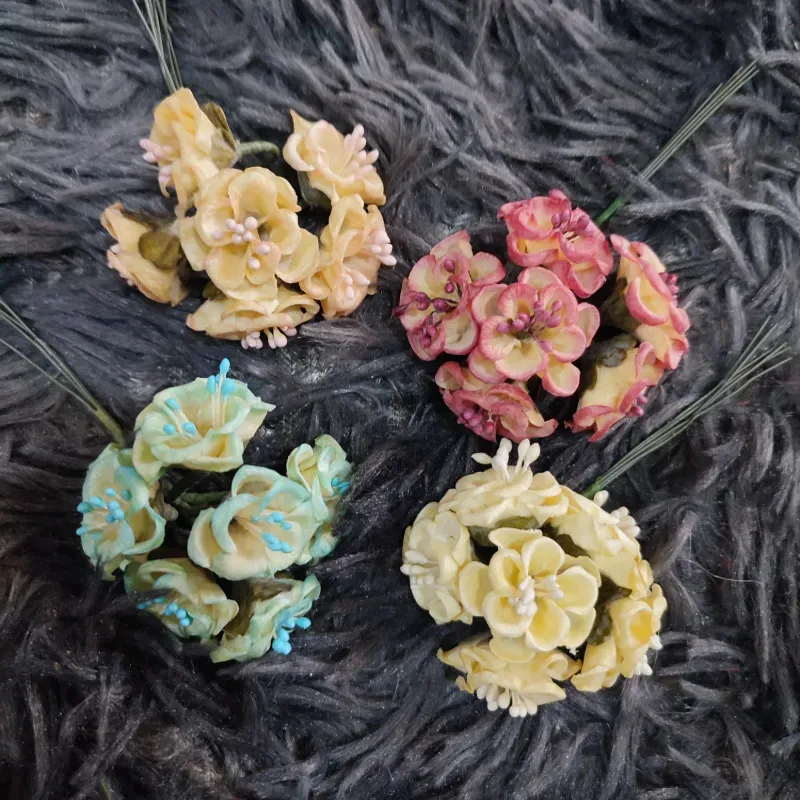 Ramo de flores material engomado 6 unidades