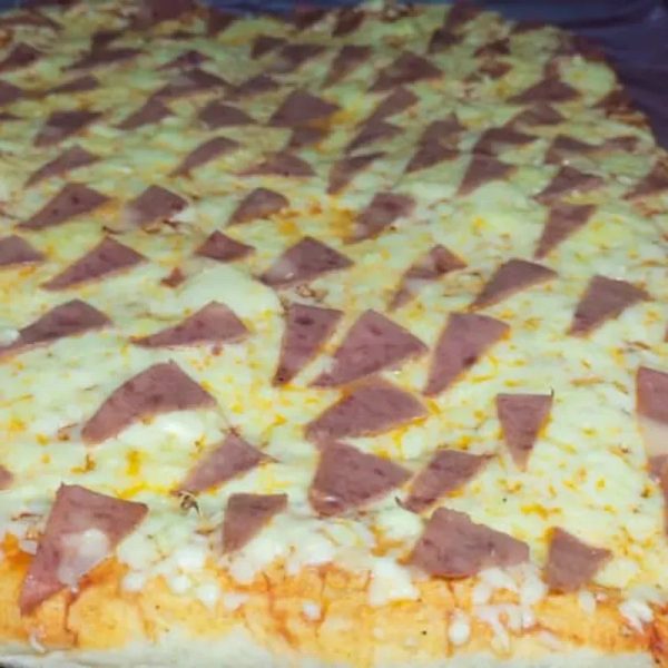  Pizza FAMILIAR de Jamón y Doble Queso 