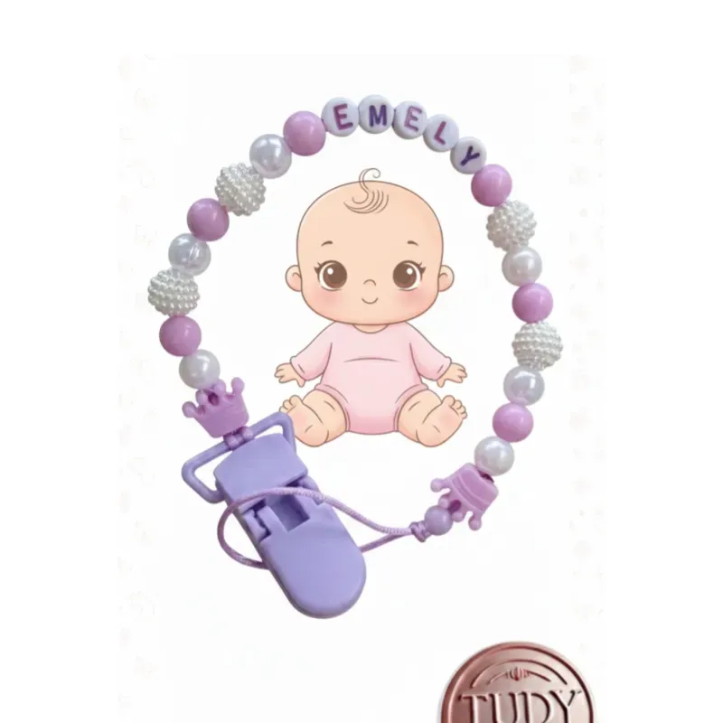 Chupeteros  personalizado Un Toque Real para tu Pequeña Princesa