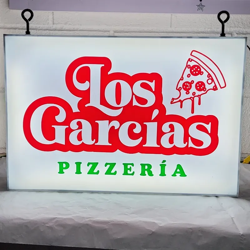 Cartel acrílico vinilo y pvc