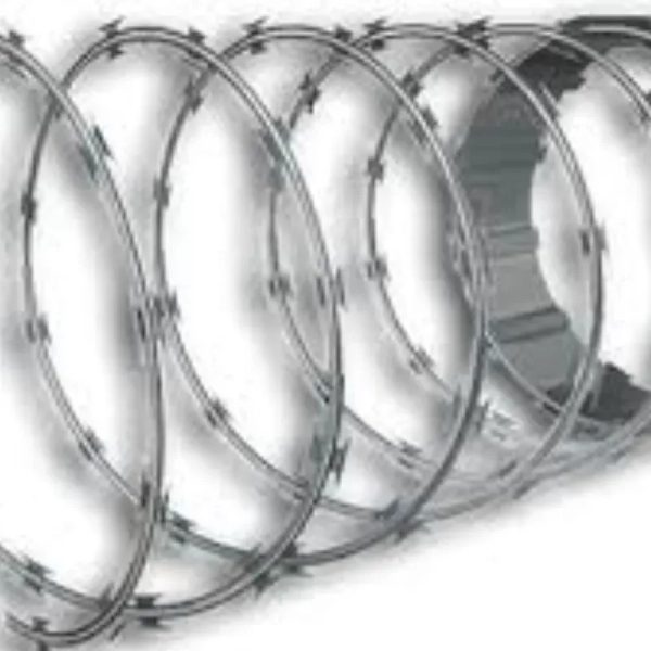 Concertina recta galvanizada 45cm 8m de largo