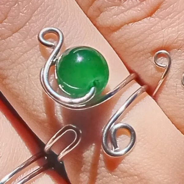 Anillo con cuenta ajustable