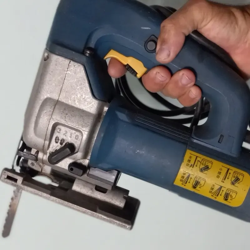 Caladora de mano profesional