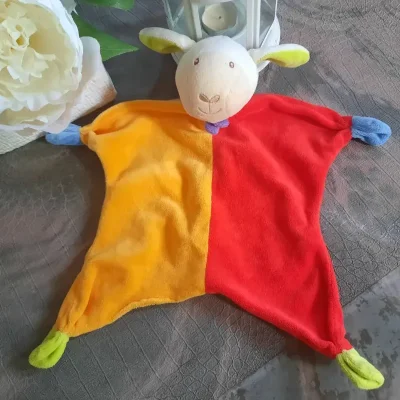 Carnerito mostaza y rojo