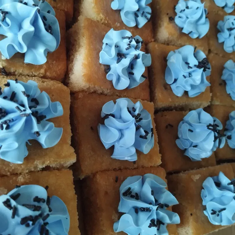  Panetela Borracha con Merenguitos y Grageas