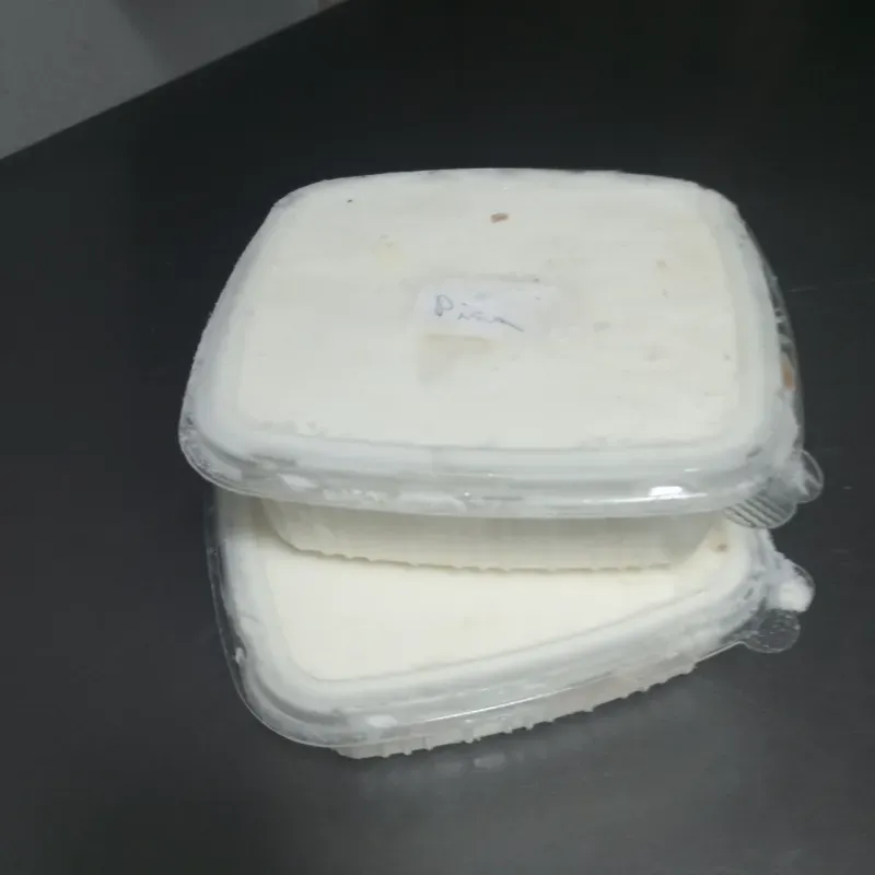 Potes de helado criollo