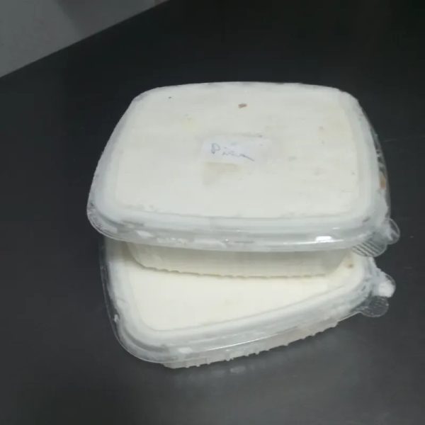 Potes de helado criollo