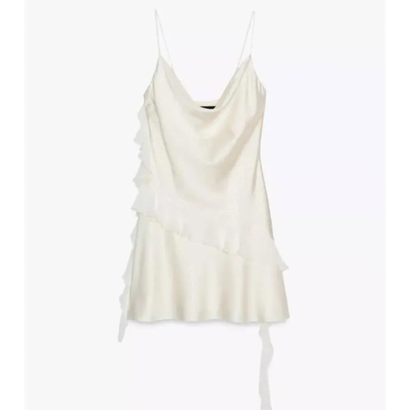 Vestido de vuelos blanco