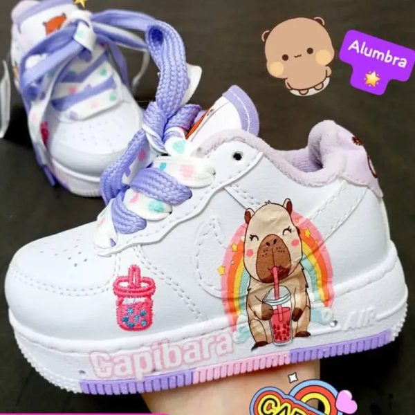 NIKE AIR FORCE BLANCO CAPIBARA  Alumbra 