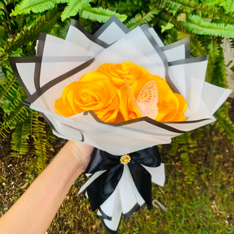 Ramo de 3 Rosas Eternas