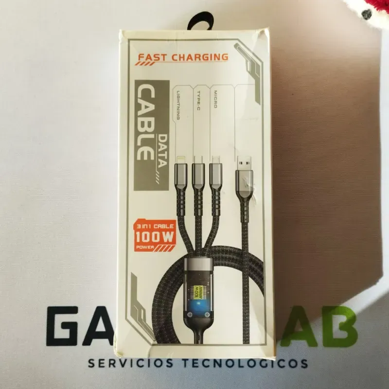  Cable 3 en 1 (Lightning / Type-C / Micro USB)