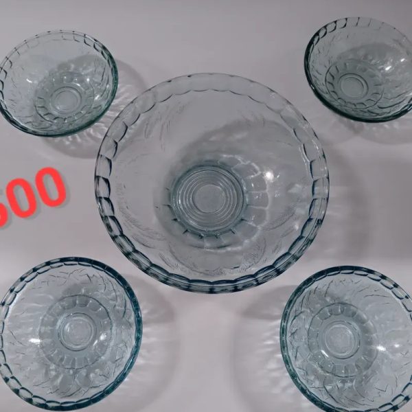 Juego de Fuente y 4 dulceras