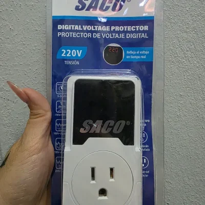 Protector de Voltaje 220V