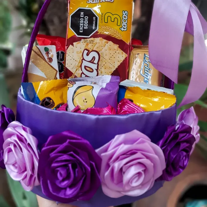 Cesta eterna de Chuches y Rosas