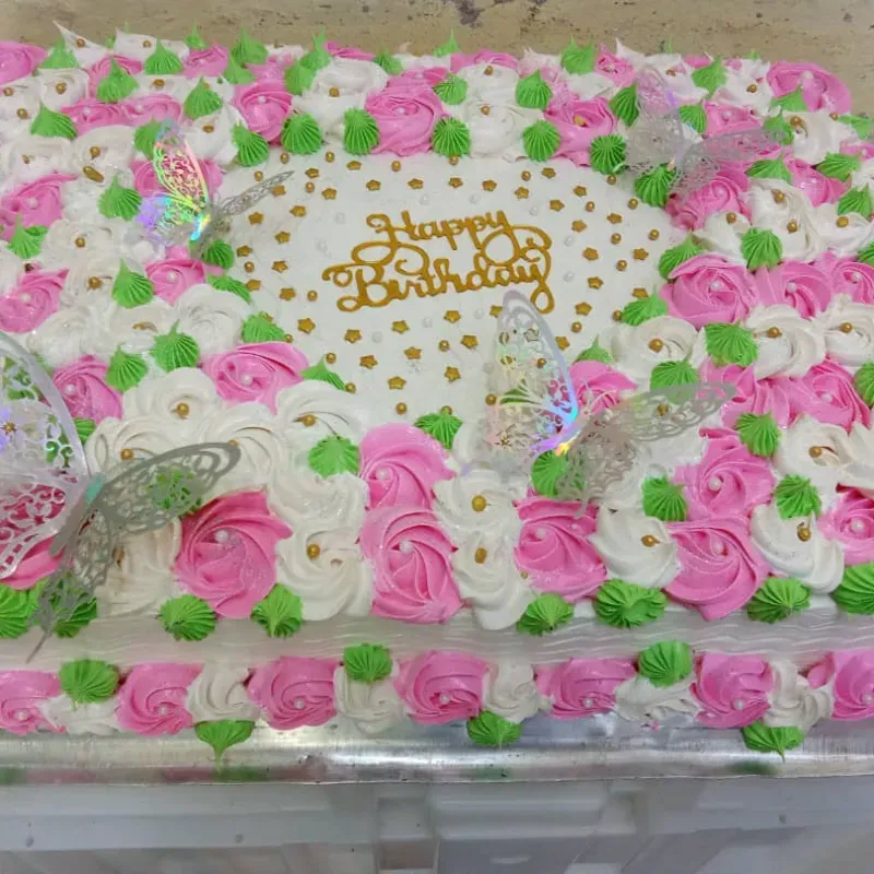 Kake de bandeja con abundante merengue ( Especial)